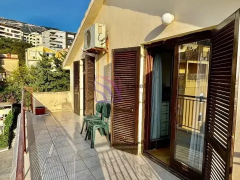 Prodaja, garsonjera, 40m², Bečići, Budva - image 2