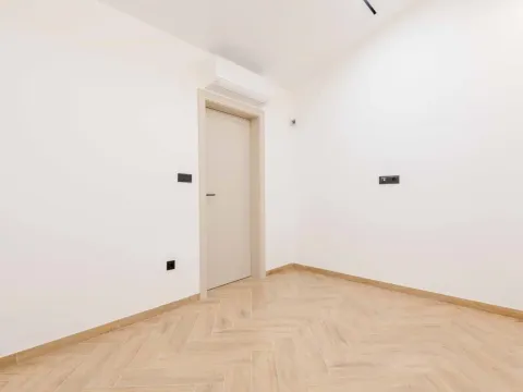 Prodaja, kuća, 240m², Budva, Crna Gora - image 27