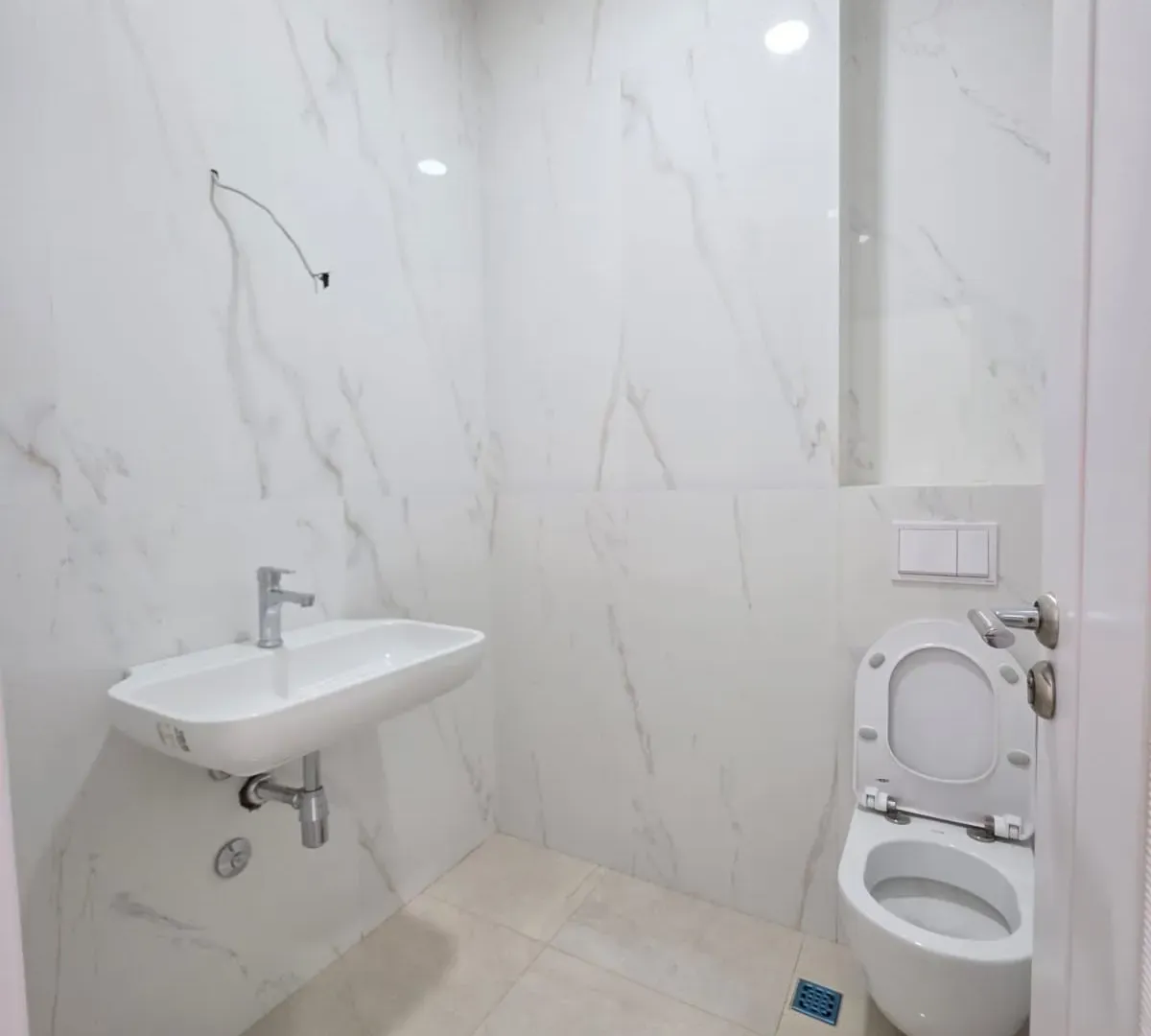 Prodaja, dvosoban stan, 74m², Bečići, Budva