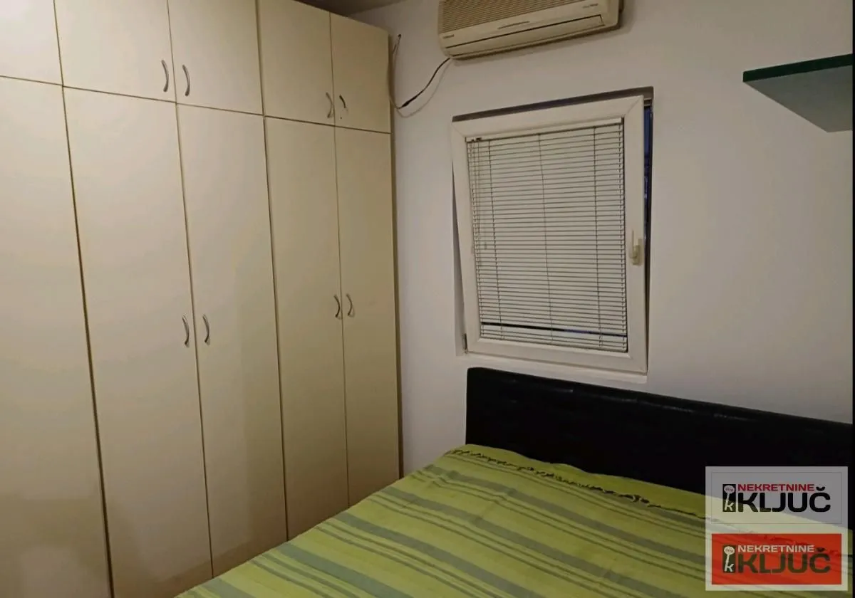 Izdavanje, jednosoban stan, 40m², Grbavica, Novi Sad Sve Podlokacije