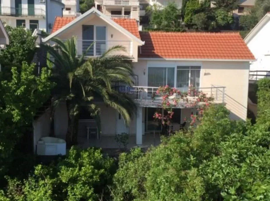 Prodaja, kuća, 142m², Krašići, Tivat