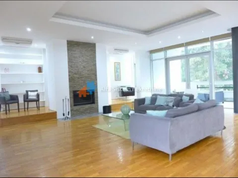 Izdavanje, četvorosoban stan, 250m², Savski Venac, Beograd - image 3