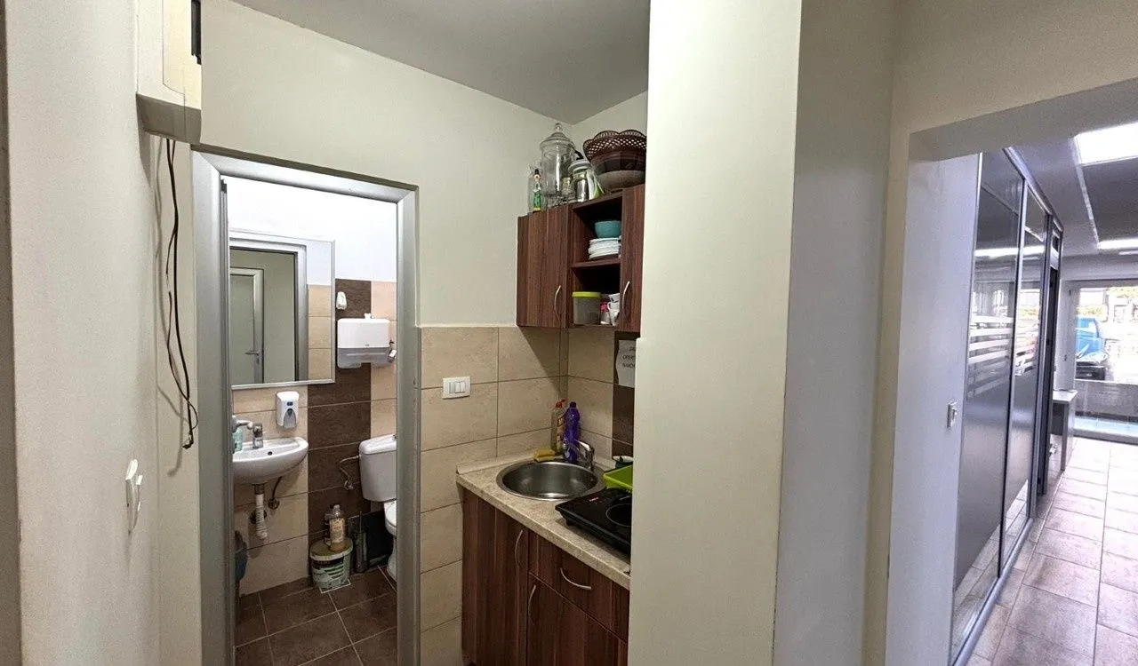 Sale, office space, 92m², City Kvart, Podgorica