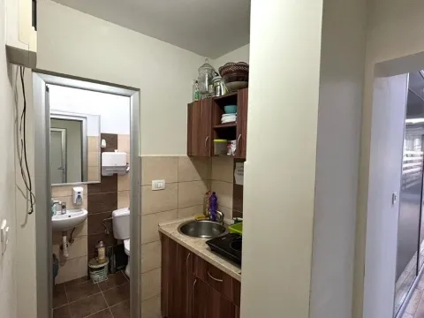 Sale, office space, 92m², City Kvart, Podgorica - image 6