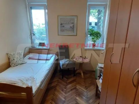 Sale, three bedroom apartment, 87m², Severni Bulevar, Zvezdara Sve Podlokacije - image 8