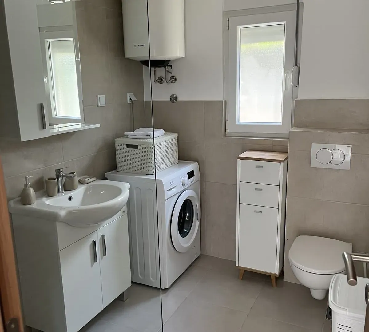 Rent, two bedroom apartment, 68m², Gornja Lastva, Tivat