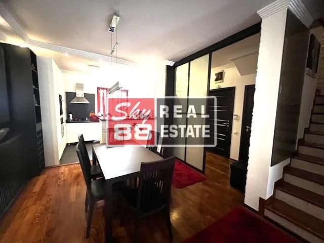 Prodaja, kuća, 288m², Savski Venac, Beograd