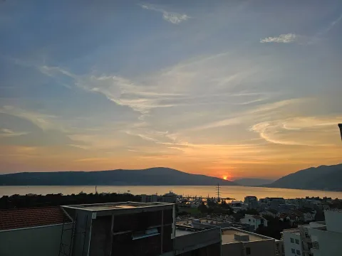 Prodaja, dvosoban stan, 80m², Mažina, Tivat - image 9