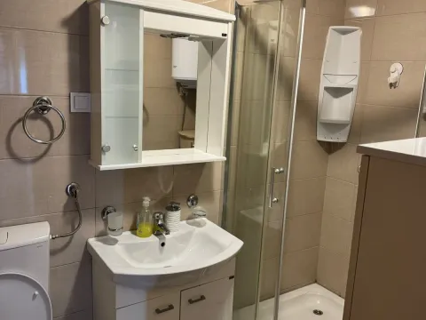 Rent, two bedroom apartment, 70m², Seljanovo, Tivat - image 3