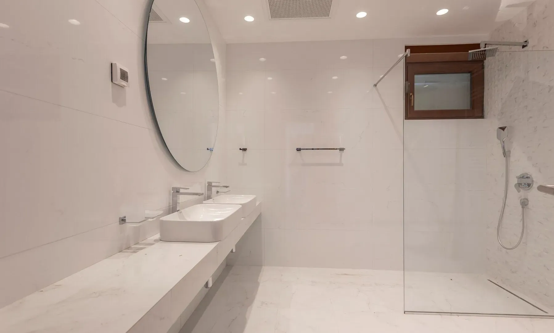 Sale, house, 492m², Mareza, Podgorica