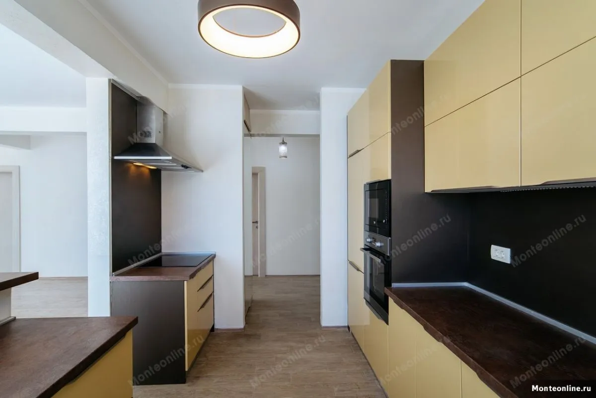 Sale, three bedroom apartment, 233m², Budva, Crna Gora