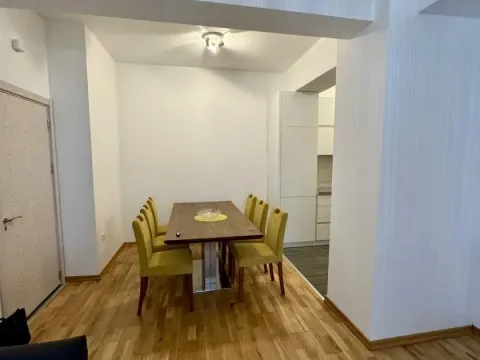Izdavanje, trosoban stan, 74m², Ljubović, Podgorica - image 1