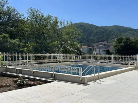 Sale, two bedroom apartment, 77m², Budva, Crna Gora - image 1