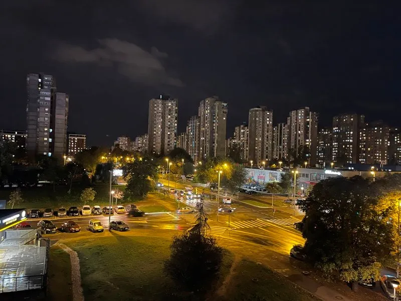 Izdavanje, četvorosoban stan, 86m², Novi Beograd Blok 63, Novi Beograd Sve Podlokacije