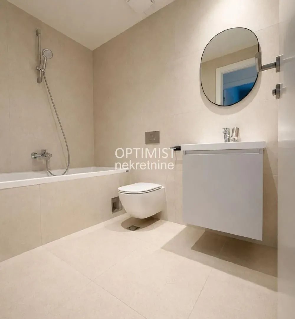 Prodaja, trosoban stan, 81m², Savski Venac, Beograd