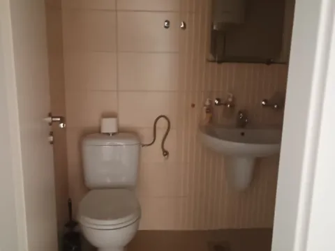 Izdavanje, jednosoban stan, 52m², Zabjelo, Podgorica - image 8