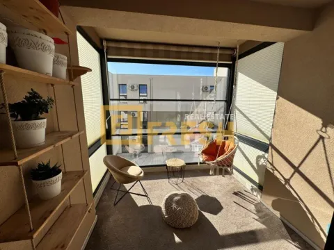 Prodaja, trosoban stan, 75m², Tivat, Crna Gora - image 12