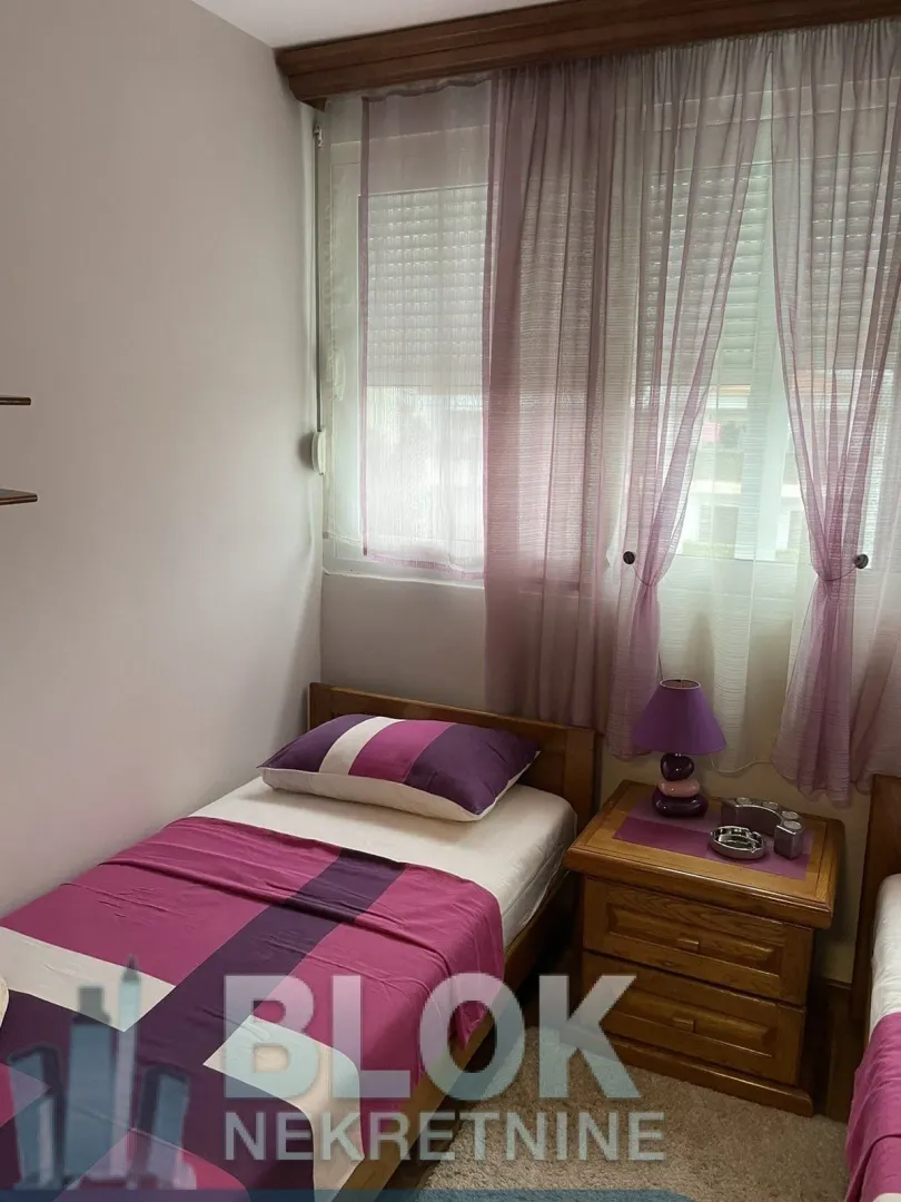 Izdavanje, dvosoban stan, 77m², Preko Morače, Podgorica