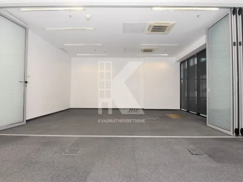 Rent, office space, 59m², Preko Morače, Podgorica - image 1