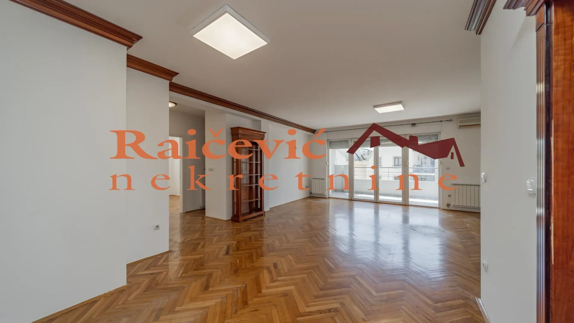 Prodaja, četvorosoban stan, 117m², Savski Venac, Beograd