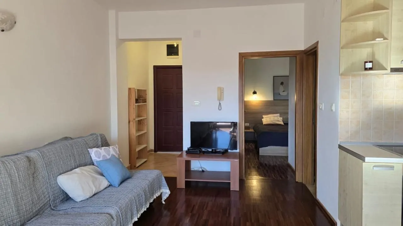 Sale, one bedroom apartment, 46m², Petrovac, Budva