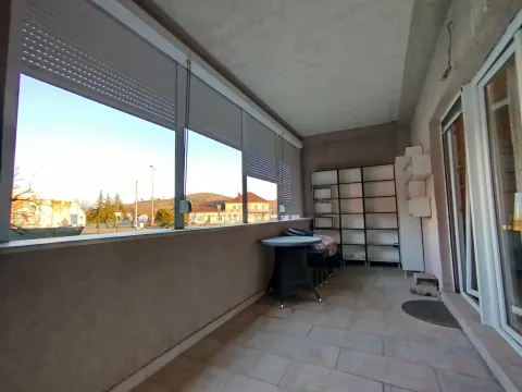 Rent, two bedroom apartment, 100m², Donja Gorica, Podgorica - image 9