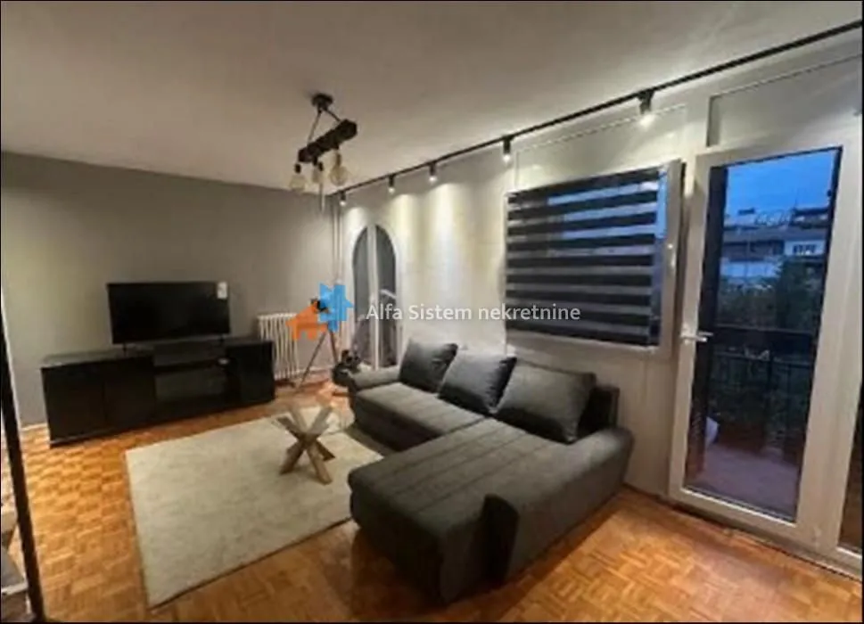 Izdavanje, trosoban stan, 74m², Tašmajdan, Palilula Sve Podlokacije