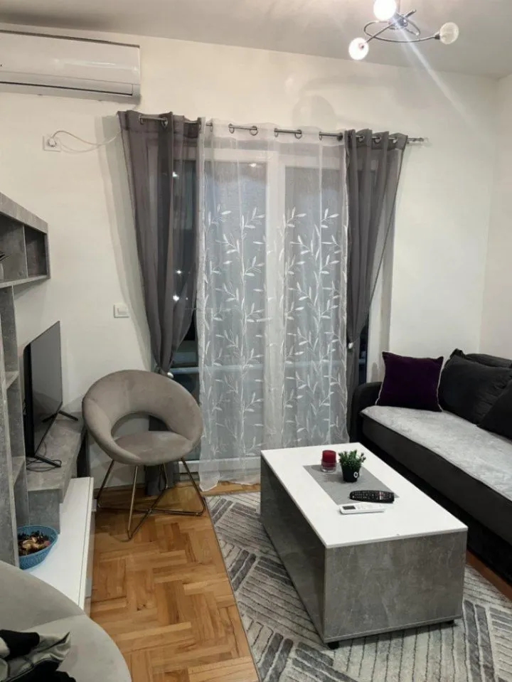 Izdavanje, garsonjera, 25m², Popovići, Bar