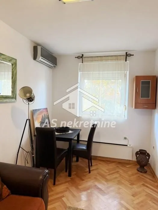 Rent, two bedroom apartment, 40m², Zemun Sve Podlokacije, Beograd
