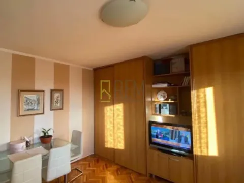 Sale, one bedroom apartment, 42m², Blok 9, Podgorica - image 3