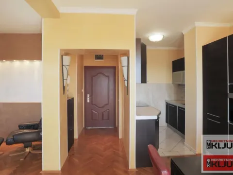 Sale, four bedroom apartment, 119m², Centar, Novi Sad - image 20