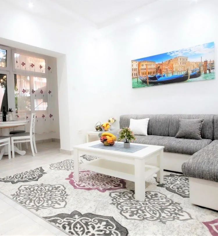 Prodaja, stan, 78m², Tivat, Crna Gora