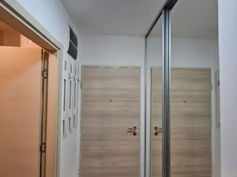 Izdavanje, jednosoban stan, 47m², City Kej, Podgorica - image 5