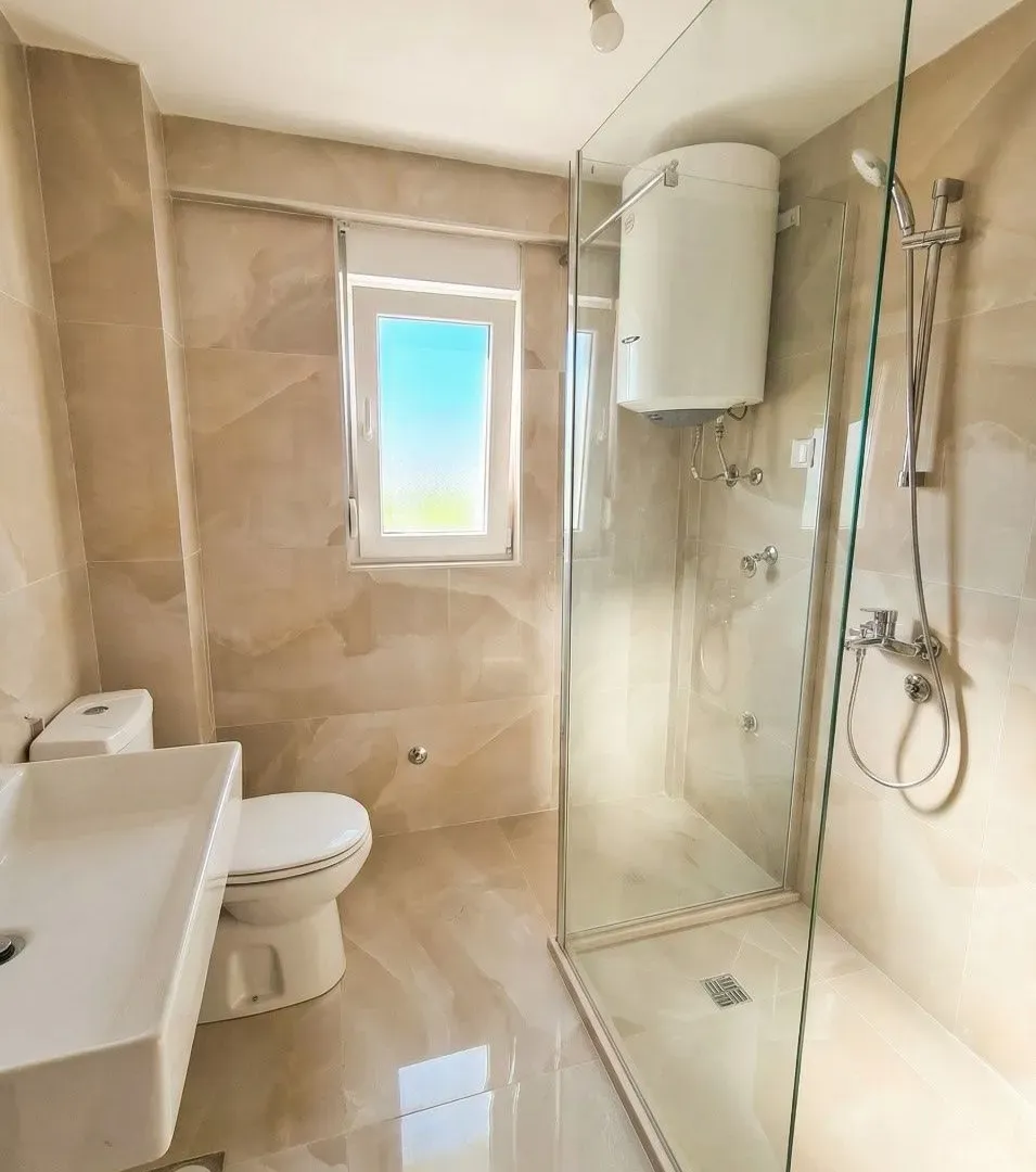 Prodaja, dvosoban stan, 68m², Ljubović, Podgorica