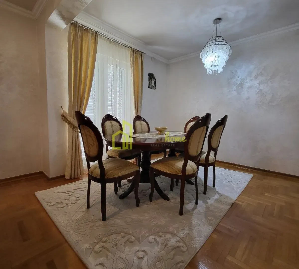 Izdavanje, dvosoban stan, 85m², Preko Morače, Podgorica
