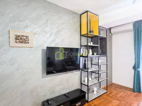 Prodaja, dvosoban stan, 80m², City Kvart, Podgorica - image 3