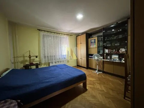 Prodaja, kuća, 200m², Ledinci, Petrovaradin - image 9