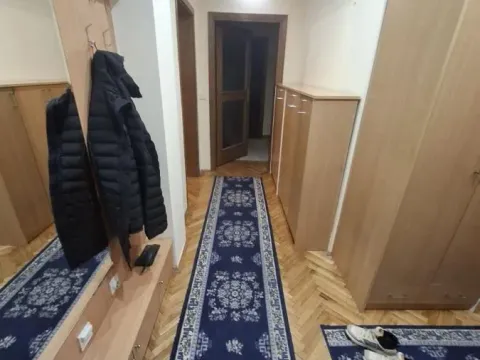 Izdavanje, trosoban stan, 90m², Detelinara, Novi Sad Sve Podlokacije - image 4