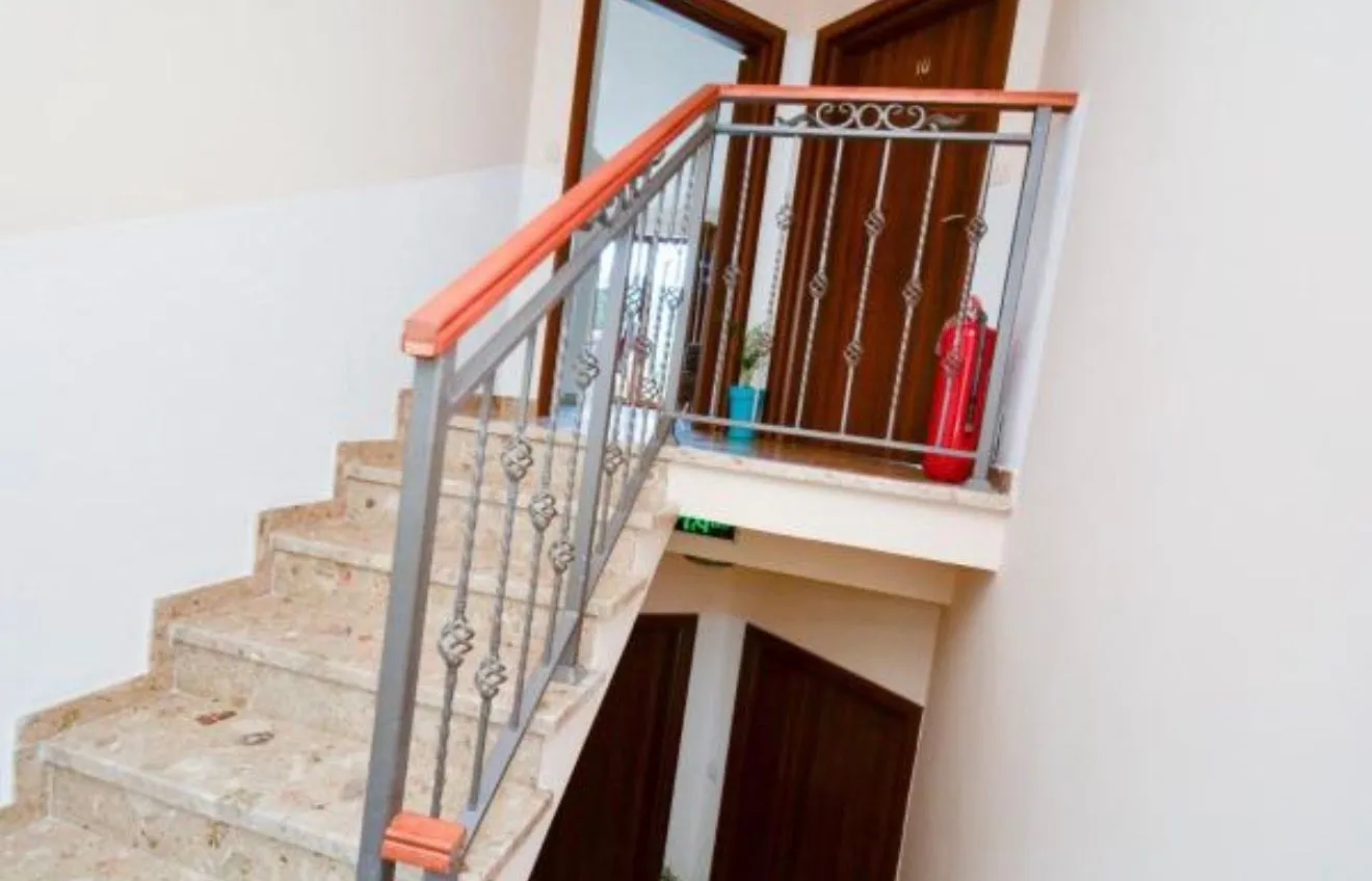 Rent, office space, 500m², Dobrota, Kotor