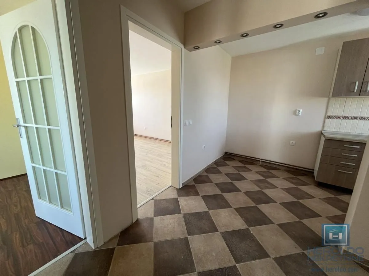 Prodaja, kuća, 400m², Centar, Jagodina