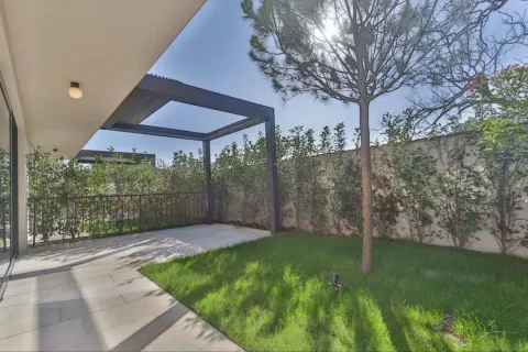 Sale, three bedroom apartment, 170m², Lastva Grbaljska, Kotor - image 1