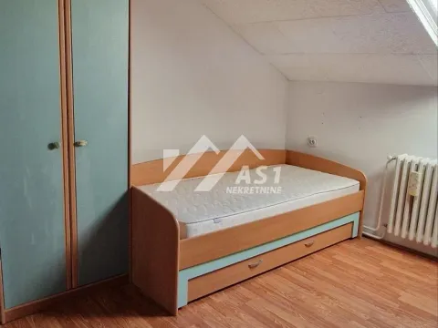 Rent, three bedroom apartment, 90m², Blok 8, Petrovaradin - image 6