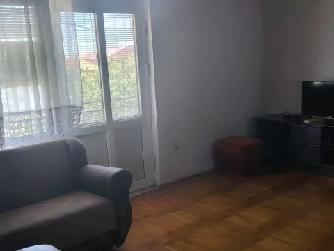 Rent, house, 45m², Malo Brdo, Podgorica - image 3