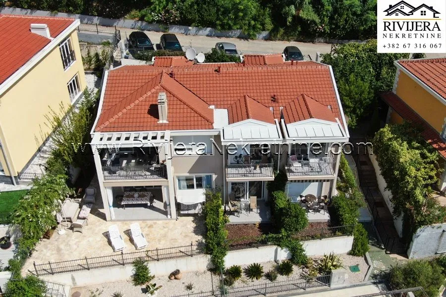 Prodaja, trosoban stan, 80m², Đenovići, Herceg Novi