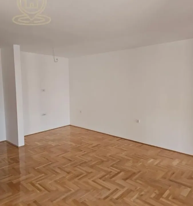 Prodaja, dvosoban stan, 54m², Medijana, Niš