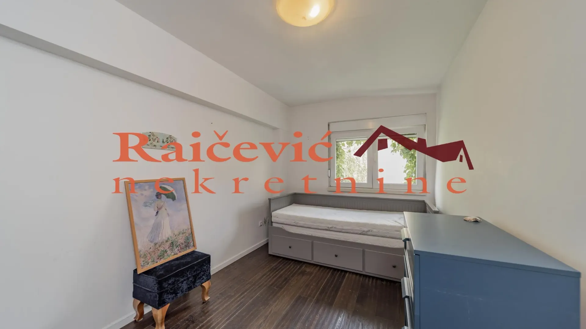 Sale, three bedroom apartment, 82m², Kalenić Pijaca, Vračar Sve Podlokacije