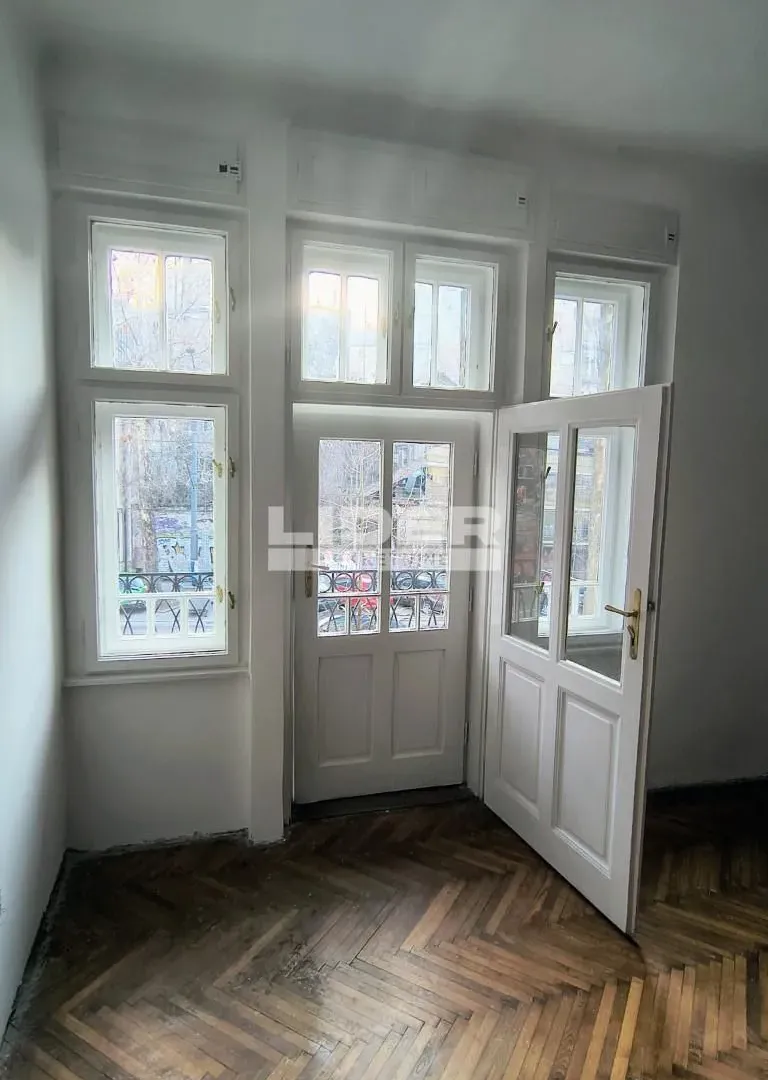 Sale, two bedroom apartment, 87m², Stari Grad, Beograd