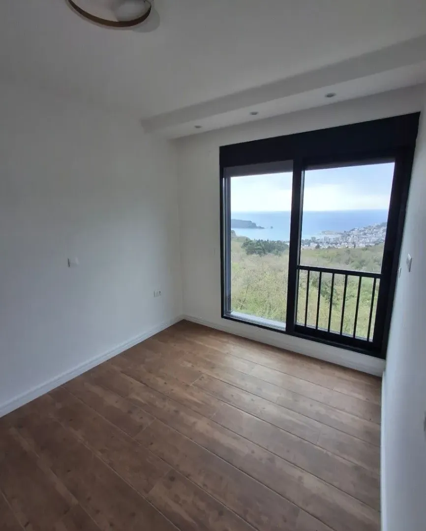 Prodaja, kuća, 180m², Markovići, Budva