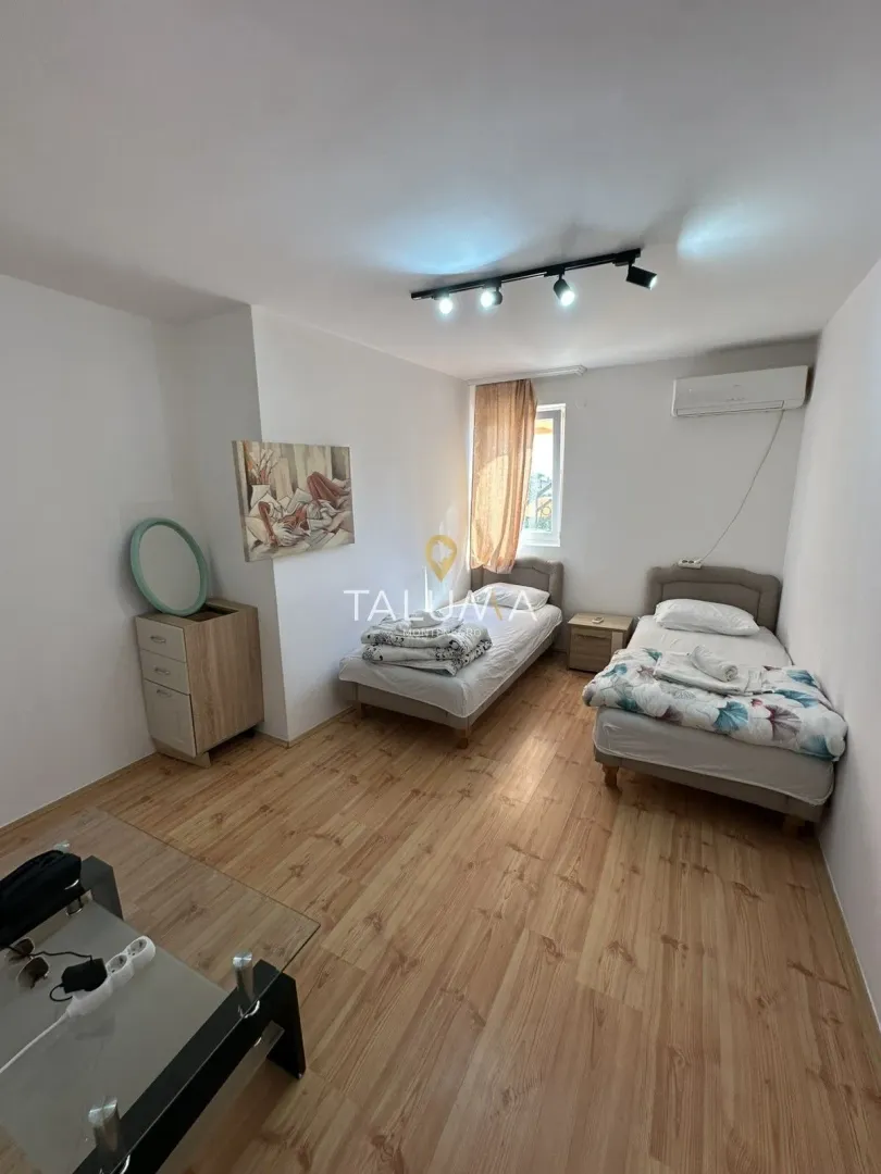 Izdavanje, stan, 200m², Gornja Gorica, Podgorica