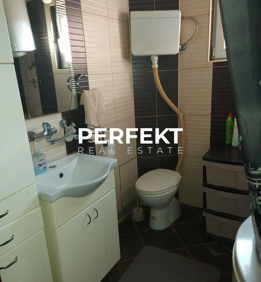 Prodaja, kuća, 404m², Strelište, Pančevo